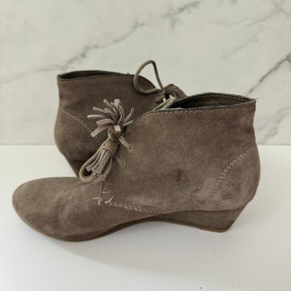 Crown Vintage Womens Spark Wedge Boots Booties Size 8 Wedge Suede Leather Putty - Picture 3 of 10